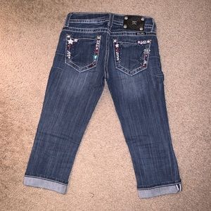 Miss Me Cuffed Capris